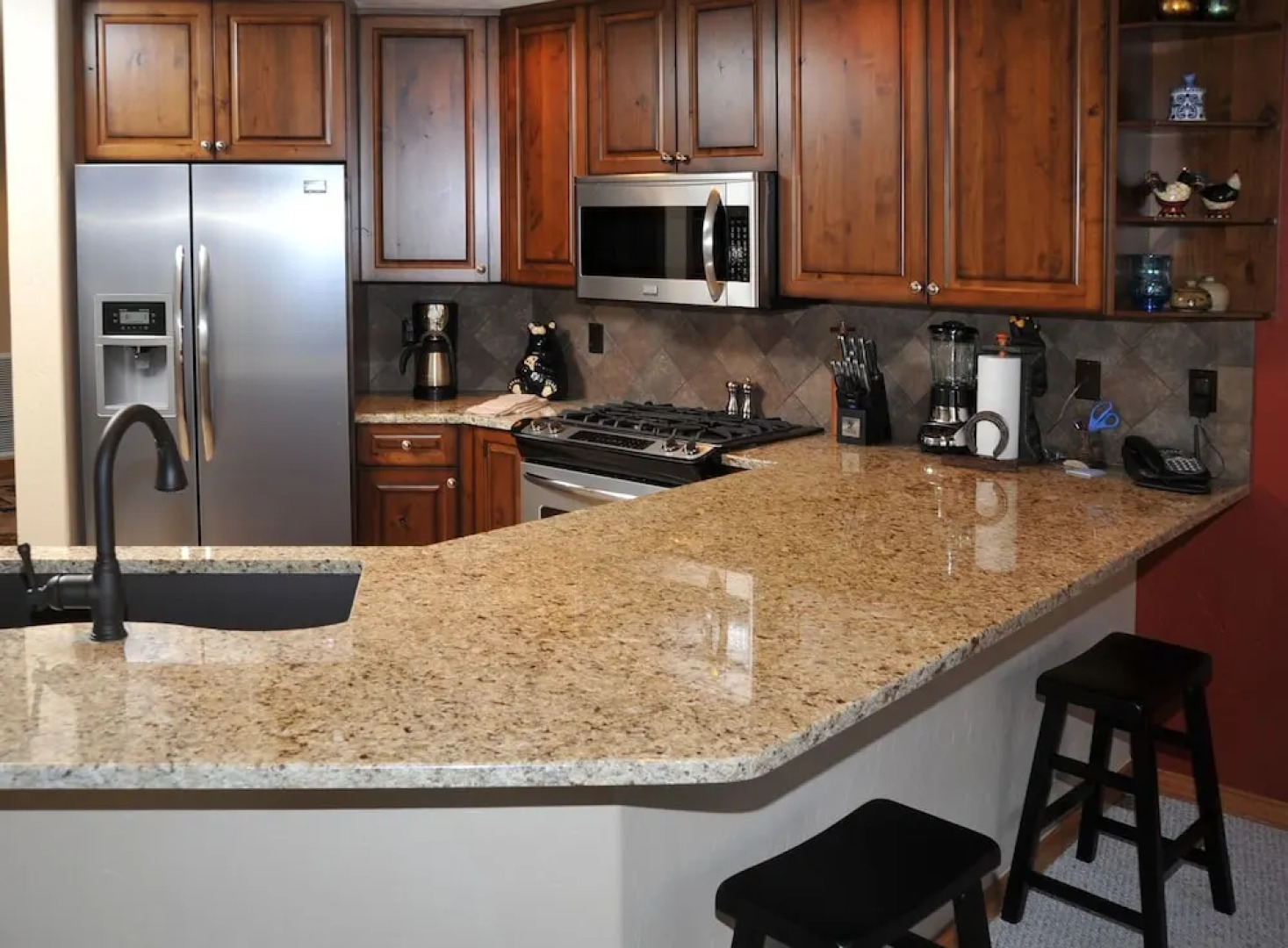 Canyon Run I-101 3 Bedroom Condo by RedAwning