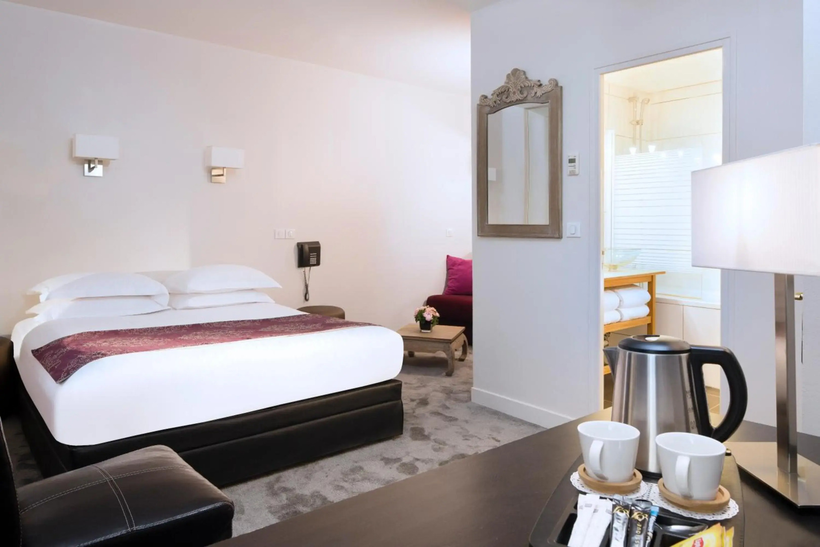 Lion d'Or Paris Hotel