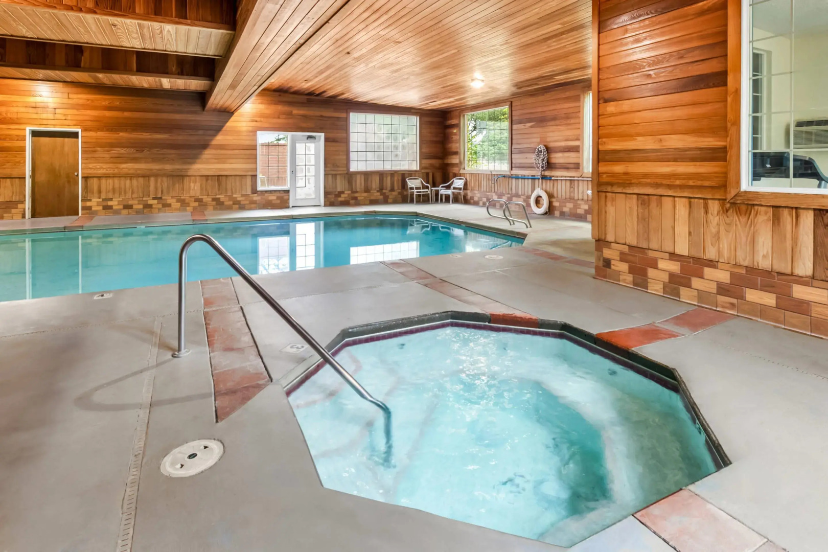 Comfort Suites Clackamas