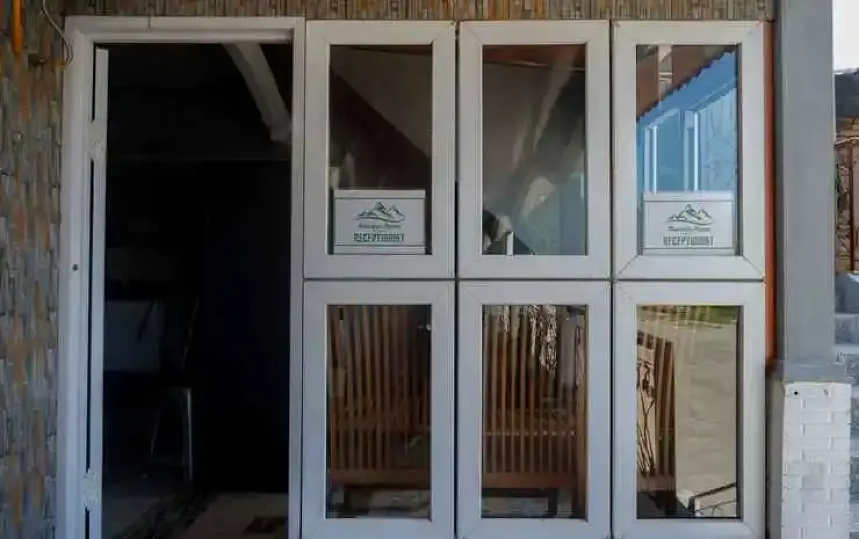 Urbanview Hotel Mountain Palace Kopeng