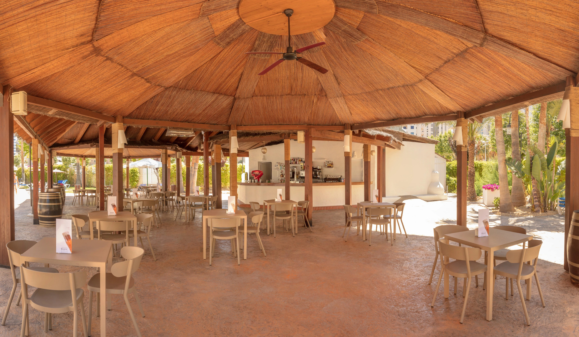 RH Ifach Family Hotel