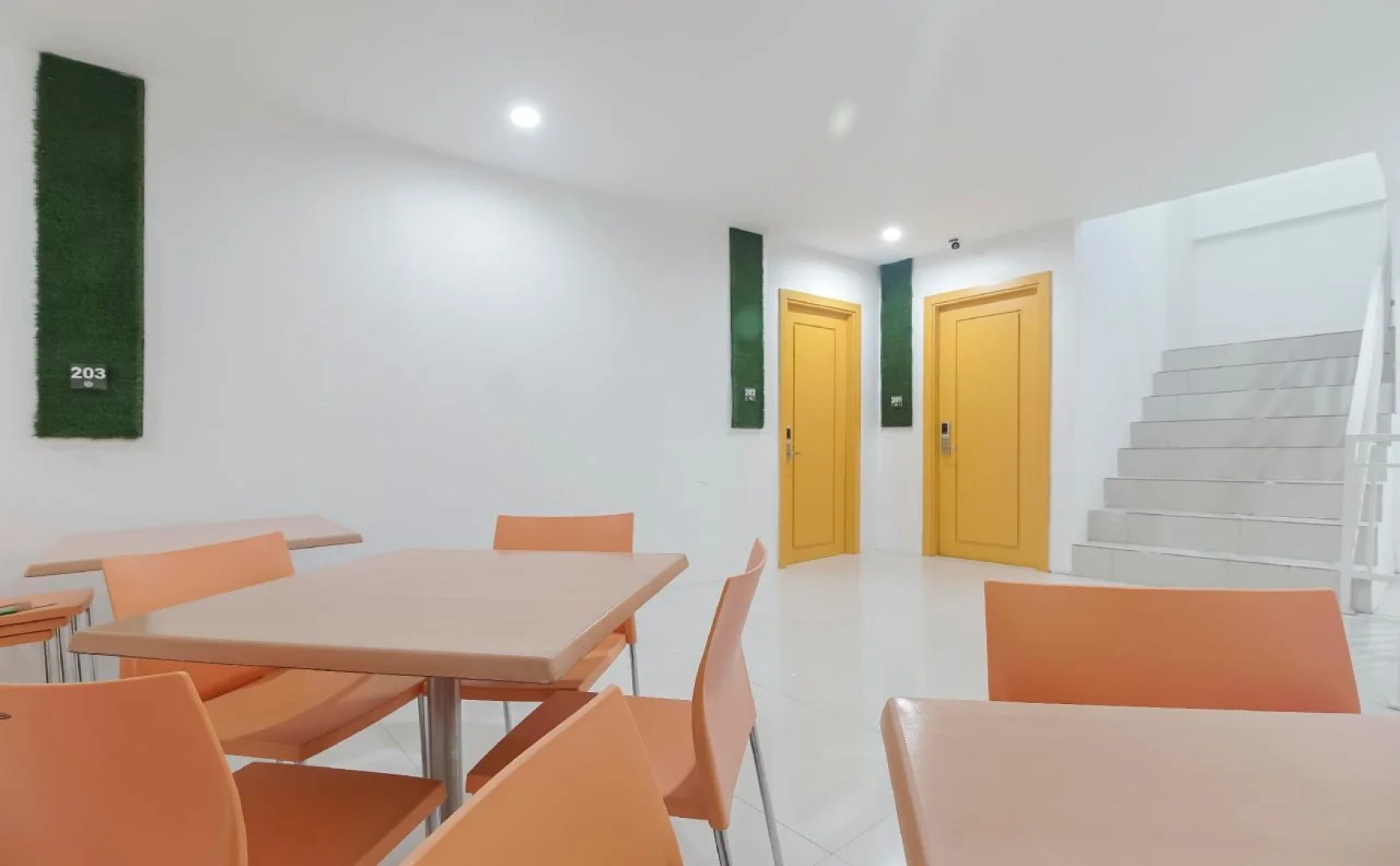 RedDoorz Plus near LRT Cinde Sudirman Palembang