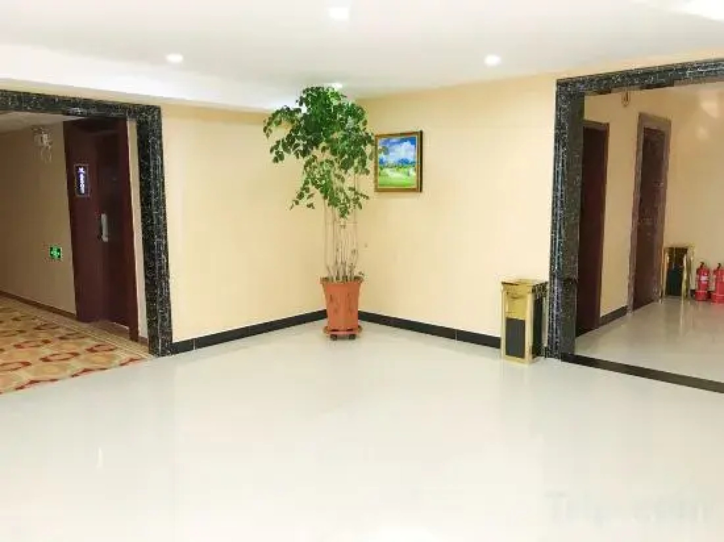 Zhenglanqi Mingshi Business Hotel