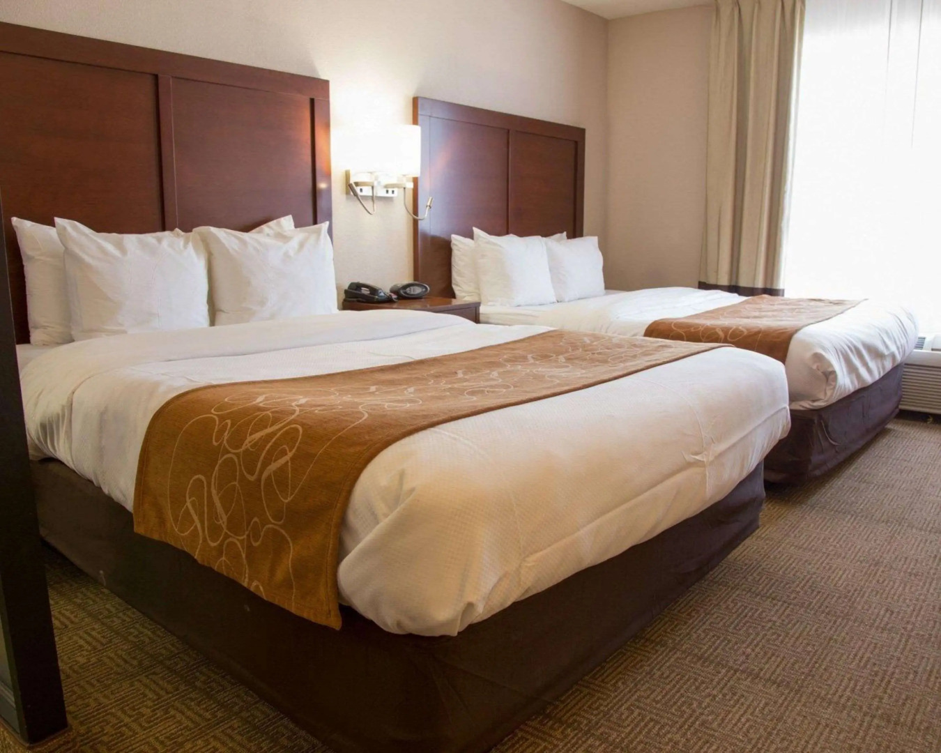 Comfort Suites Fultondale I-65 near I-22