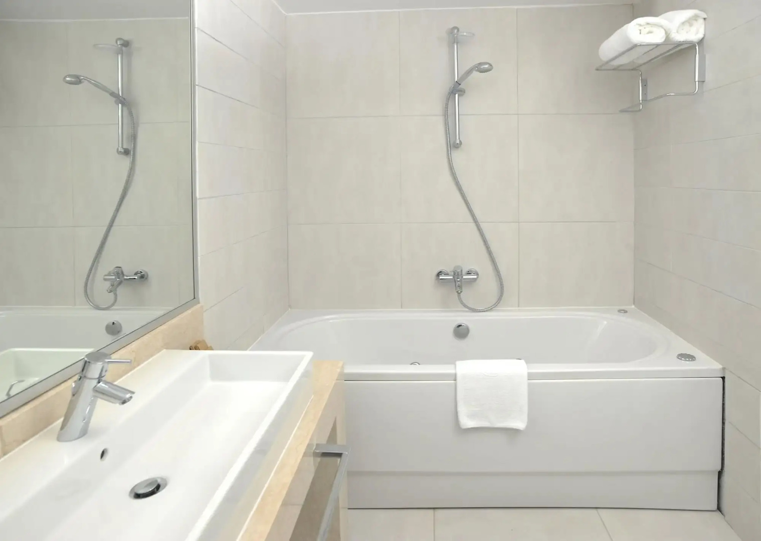 Napa Plaza Hotel - Adults Only