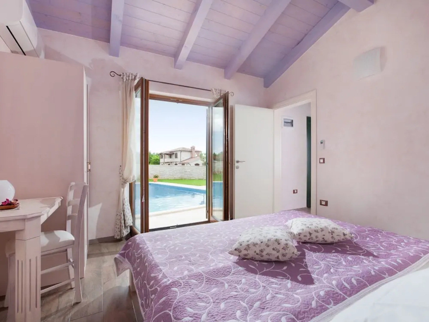 Beautiful Villa in Sveti Lovrec With Barbecue