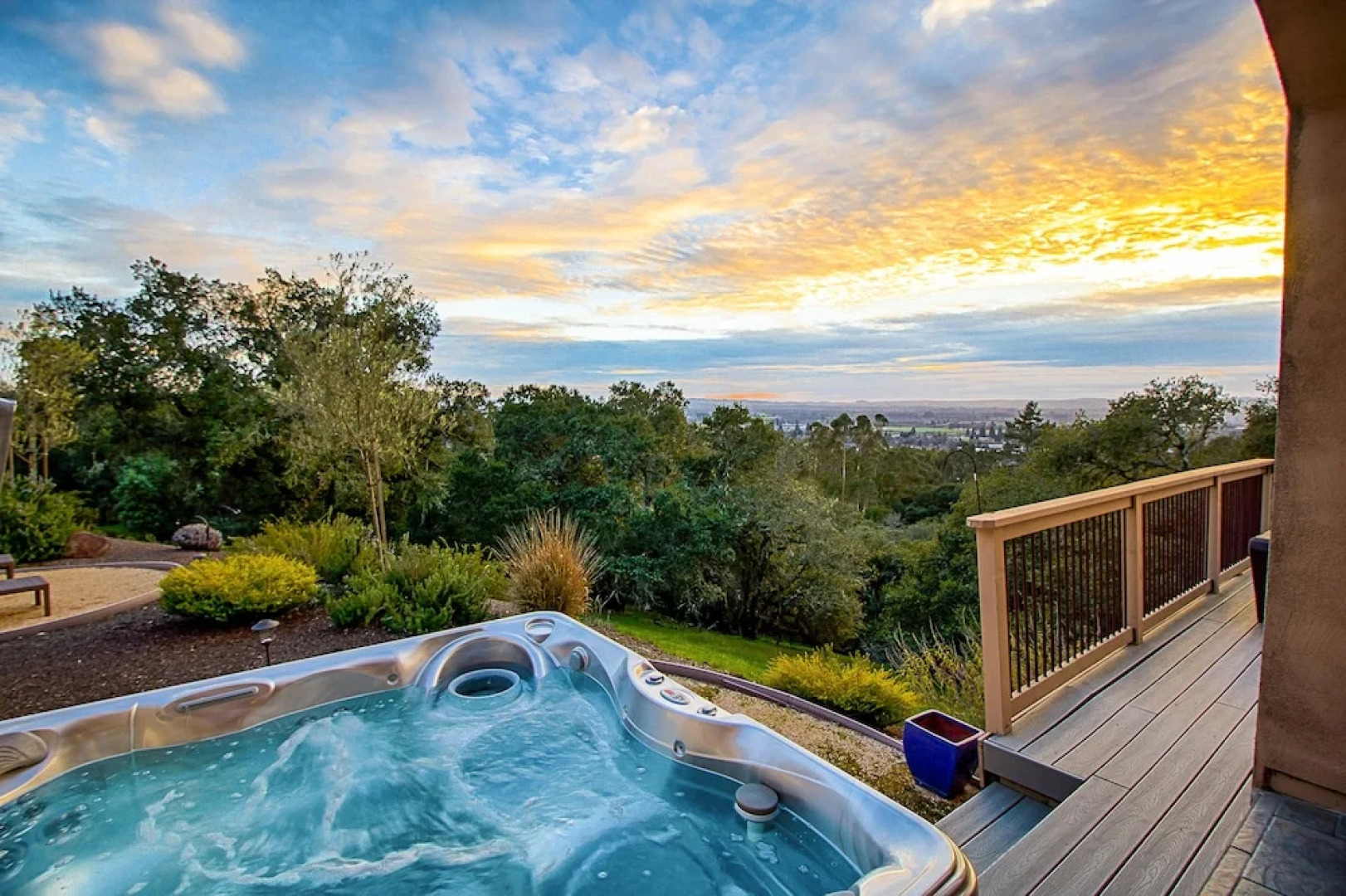 Spacious Santa Rosa House by RedAwning