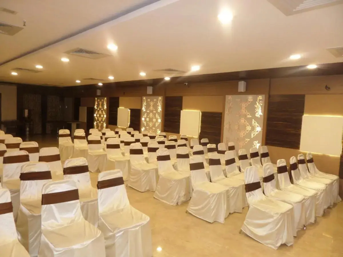 Hotel Raj Palace