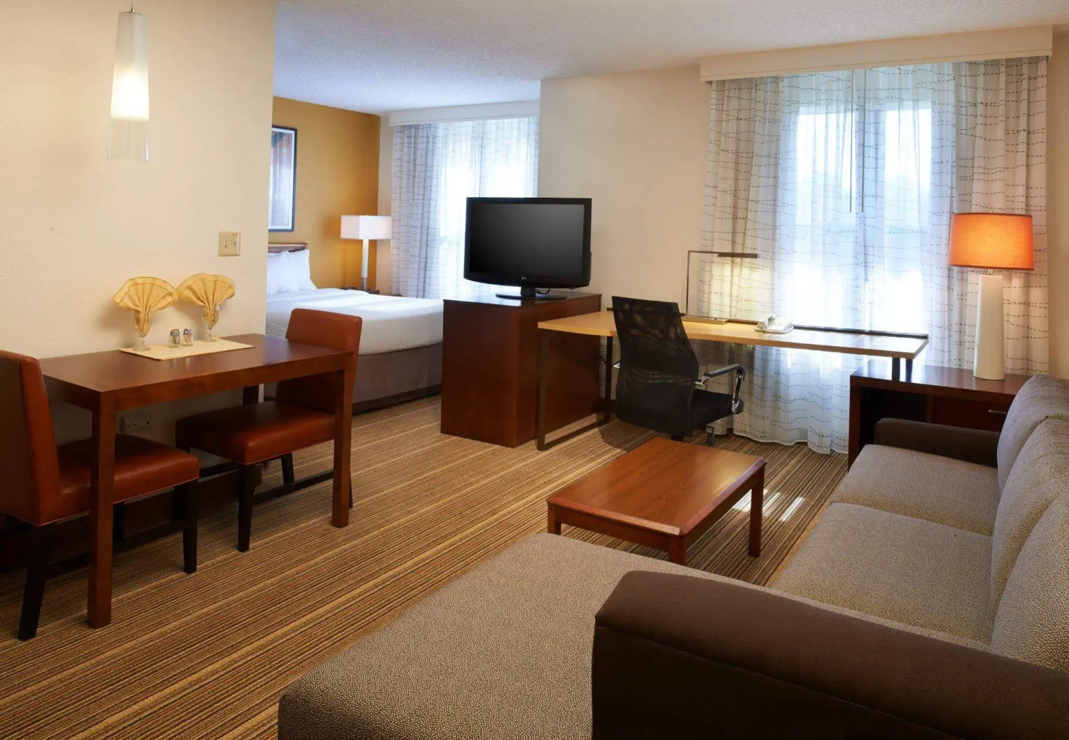 Sonesta ES Suites Chicago Waukegan Gurnee