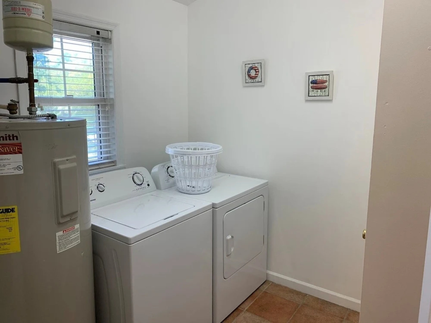 Carriage House #64613 4 Bedrooms 3 Bathrooms Home