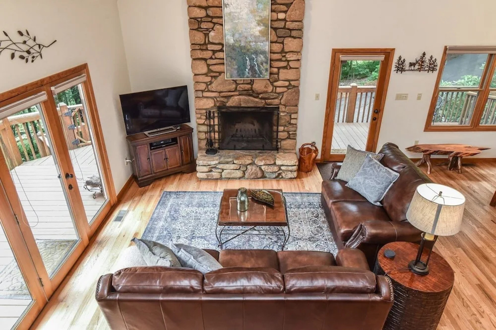 A Mountain Escapade 3 Bedroom Home