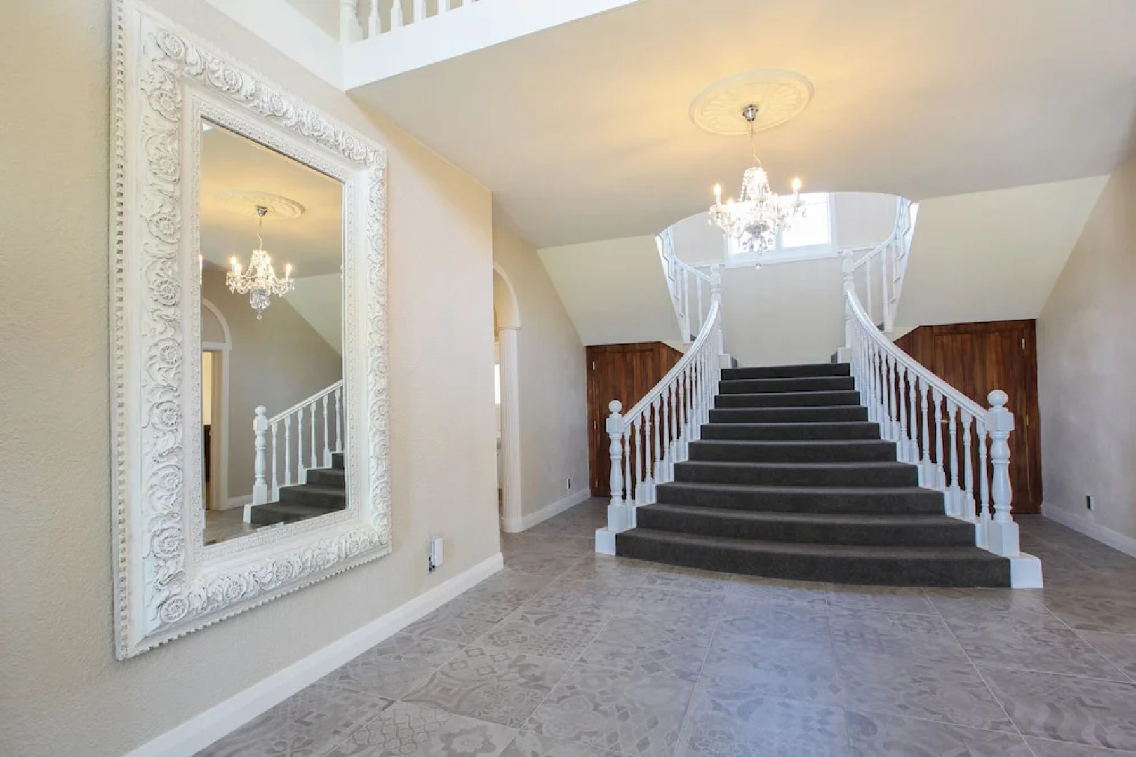 8Brm Luxury in Temple View