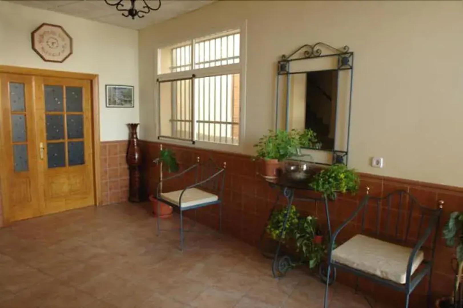 Hostal y Apartamentos Rurales la Bellosina