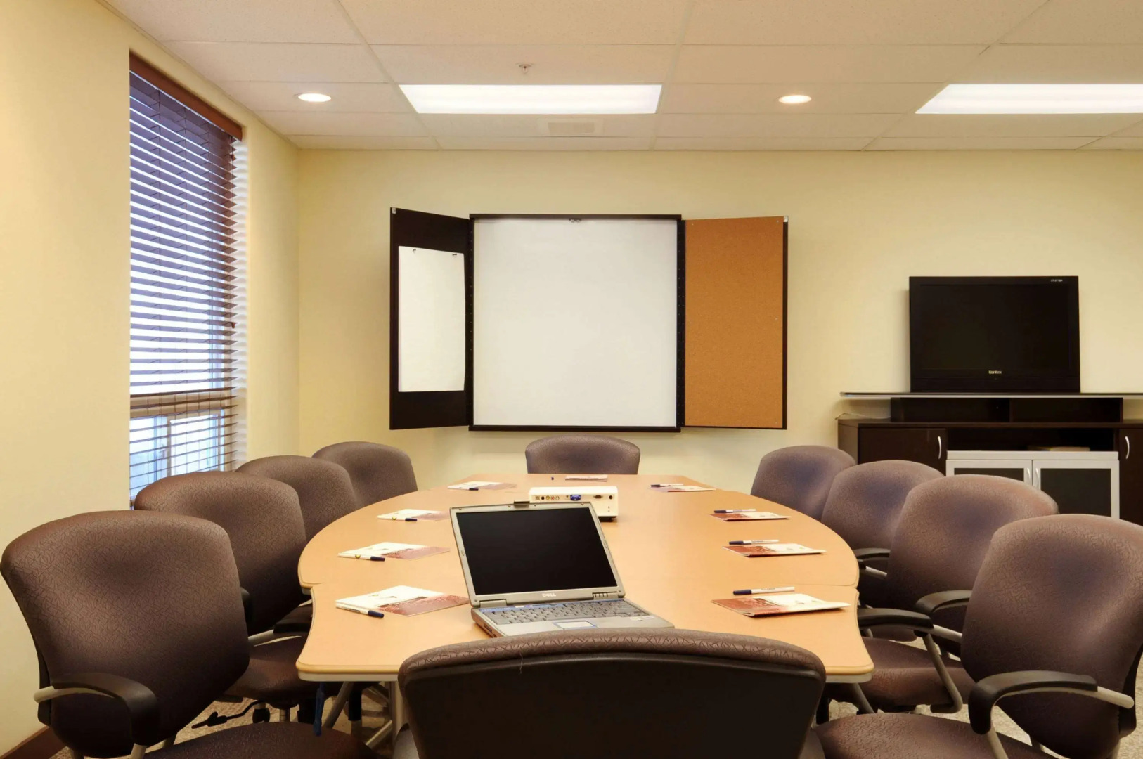 Days Inn by Wyndham Grande Prairie