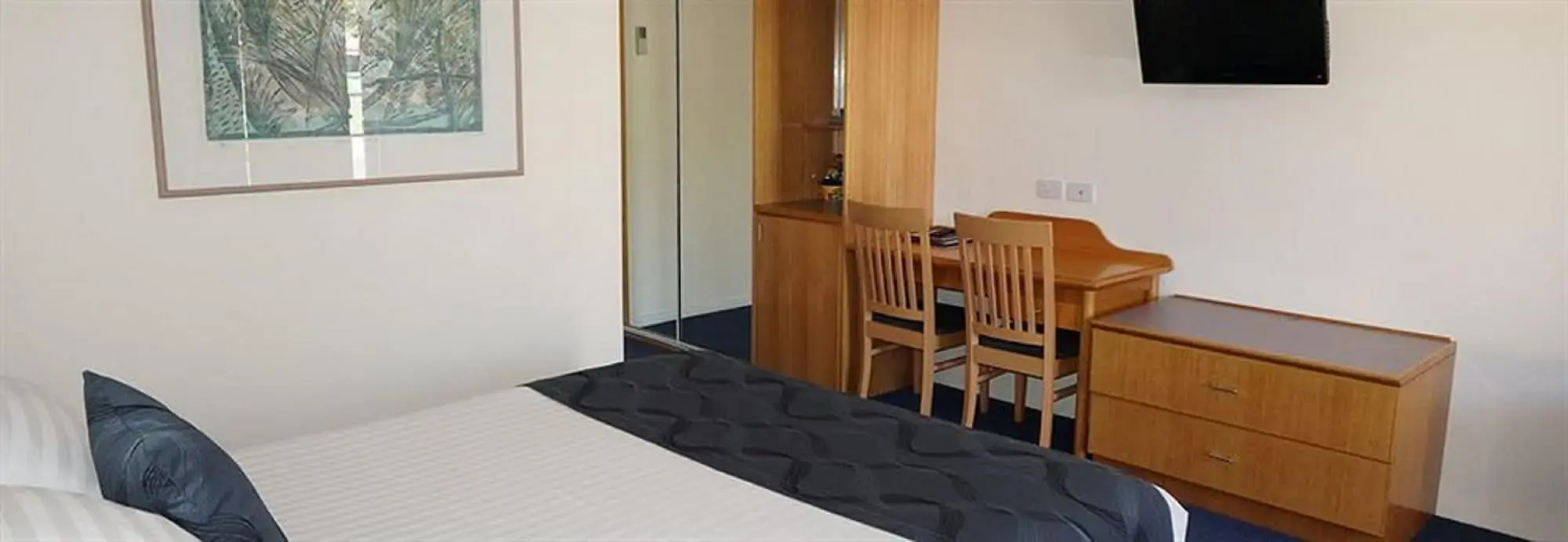 West End Motor Lodge