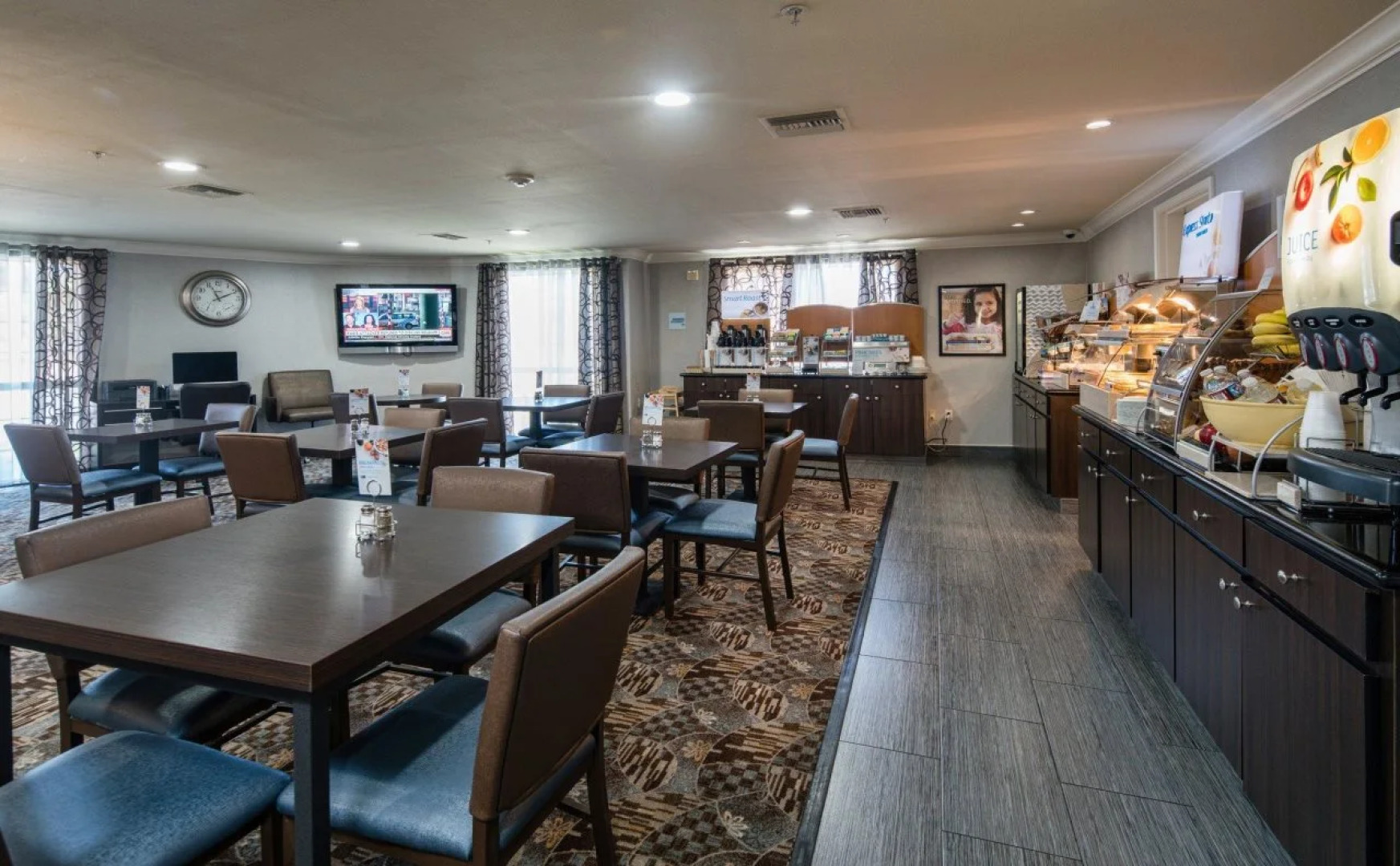 Holiday Inn Express & Suites Santa Clara by IHG