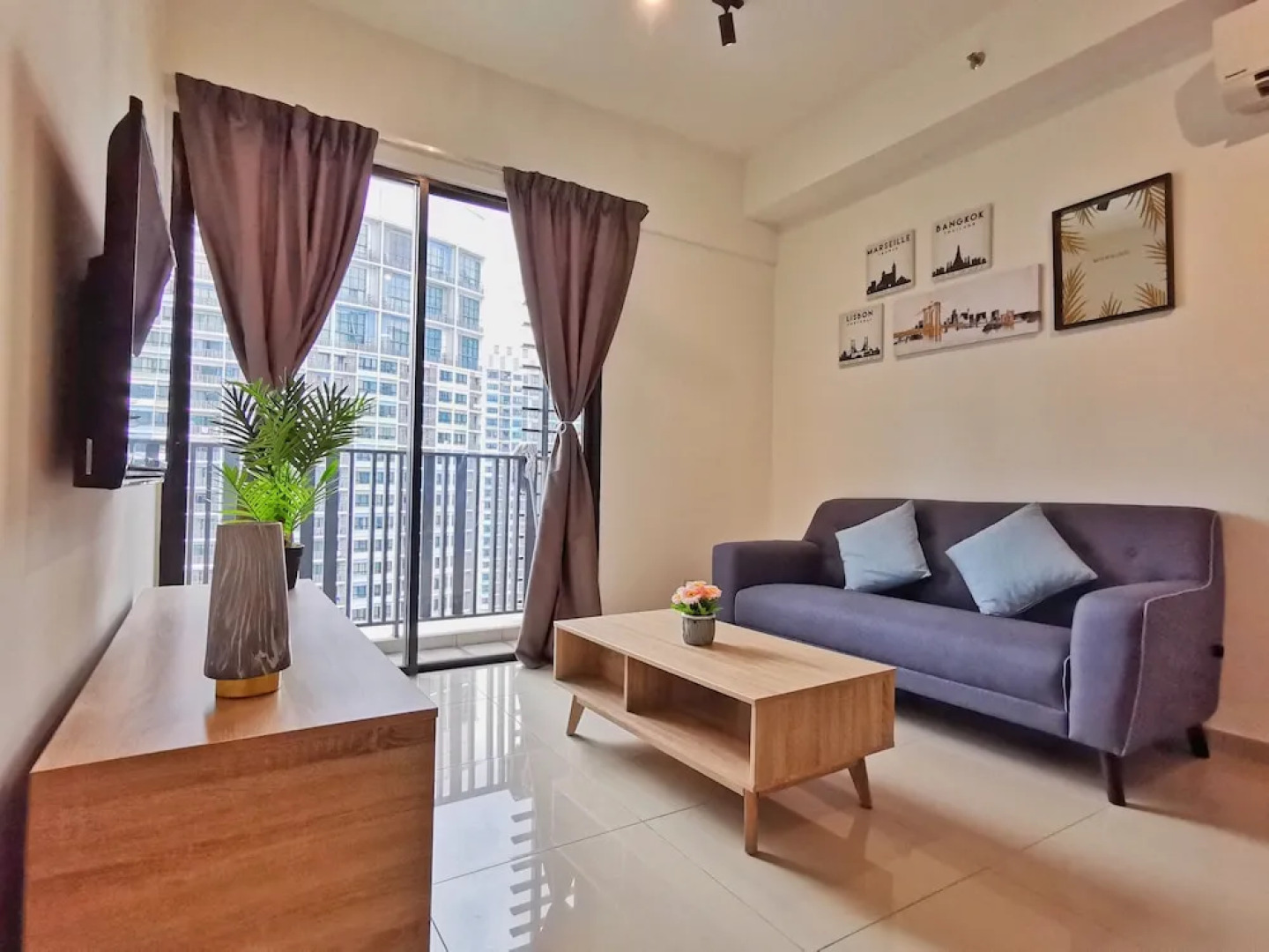 Eminent Suite @ i-Soho, i-City