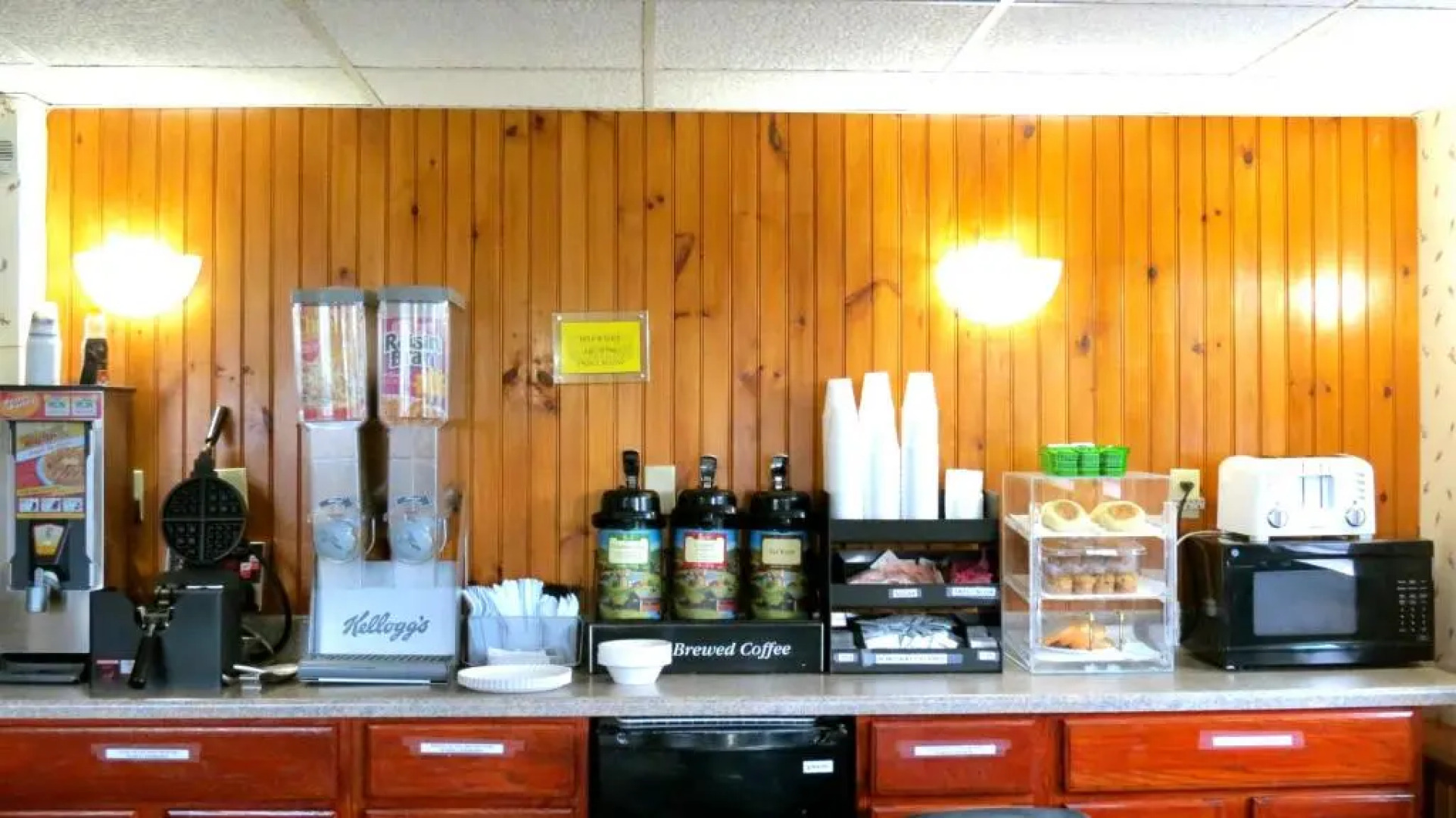 Budget Host Airport Inn