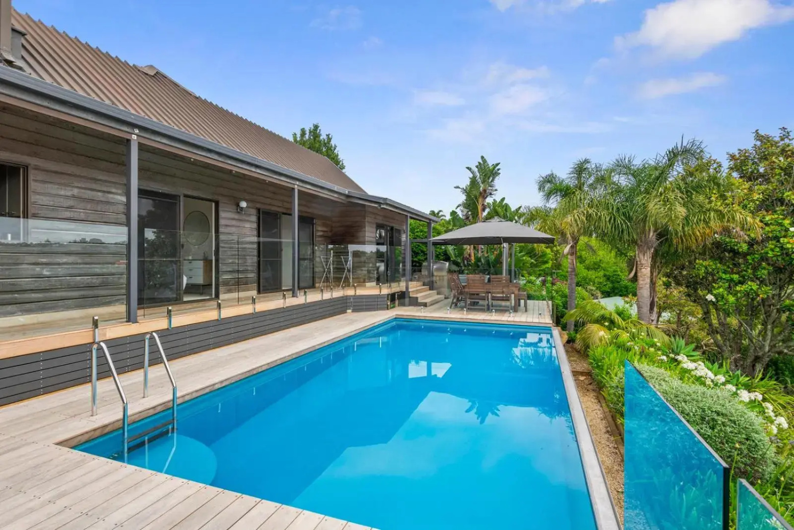 Riverview Landing - Kerikeri Holiday Home