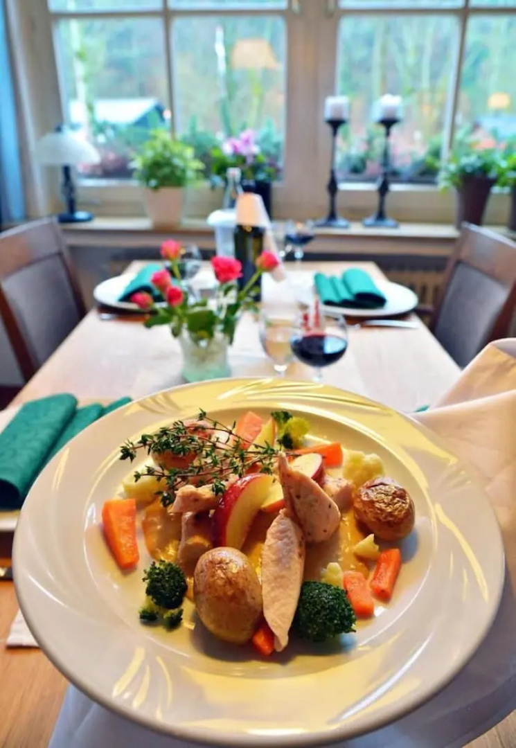 Hotel Restaurant Haus Dumicketal