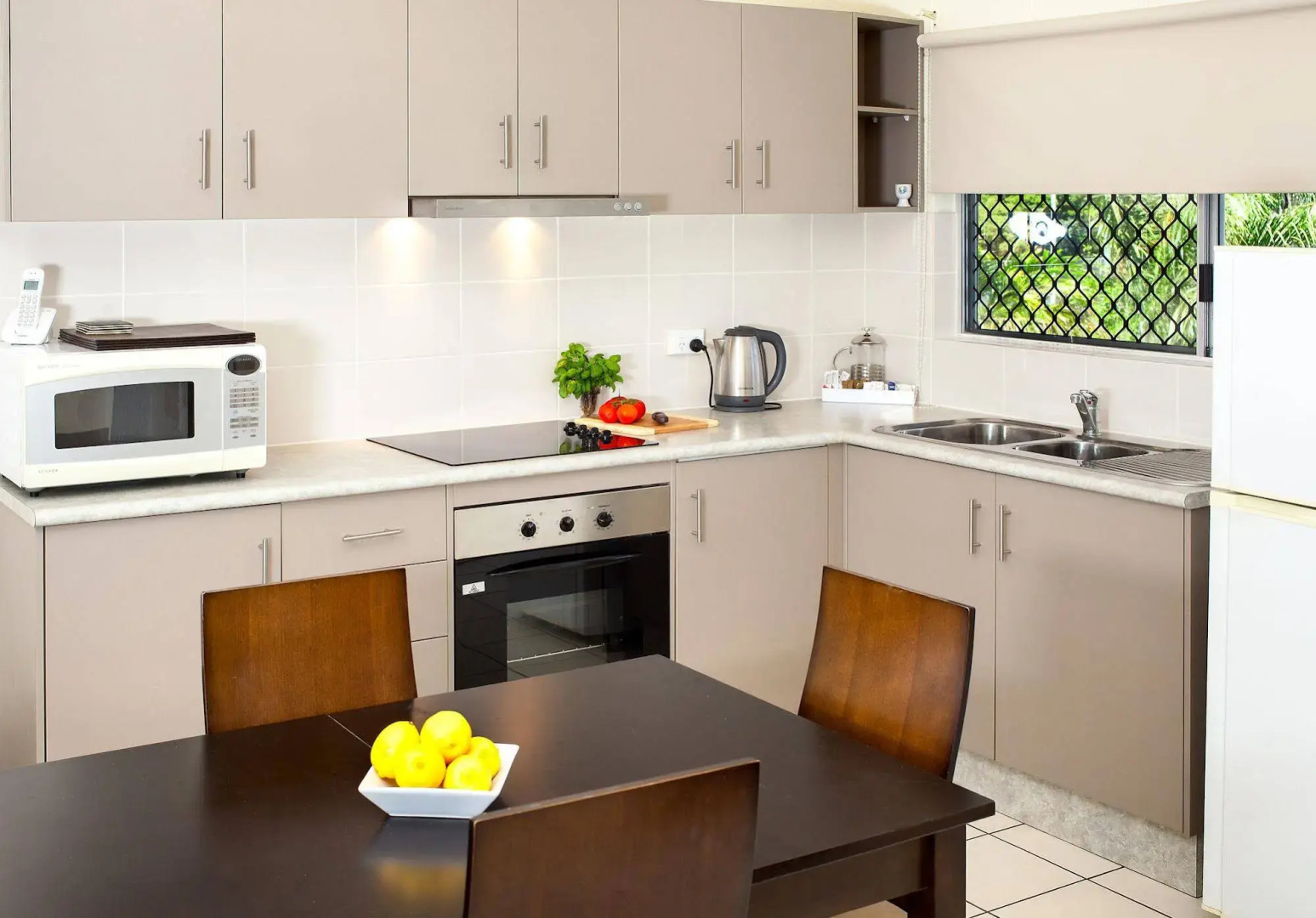 Clifton Sands Holiday Apartments