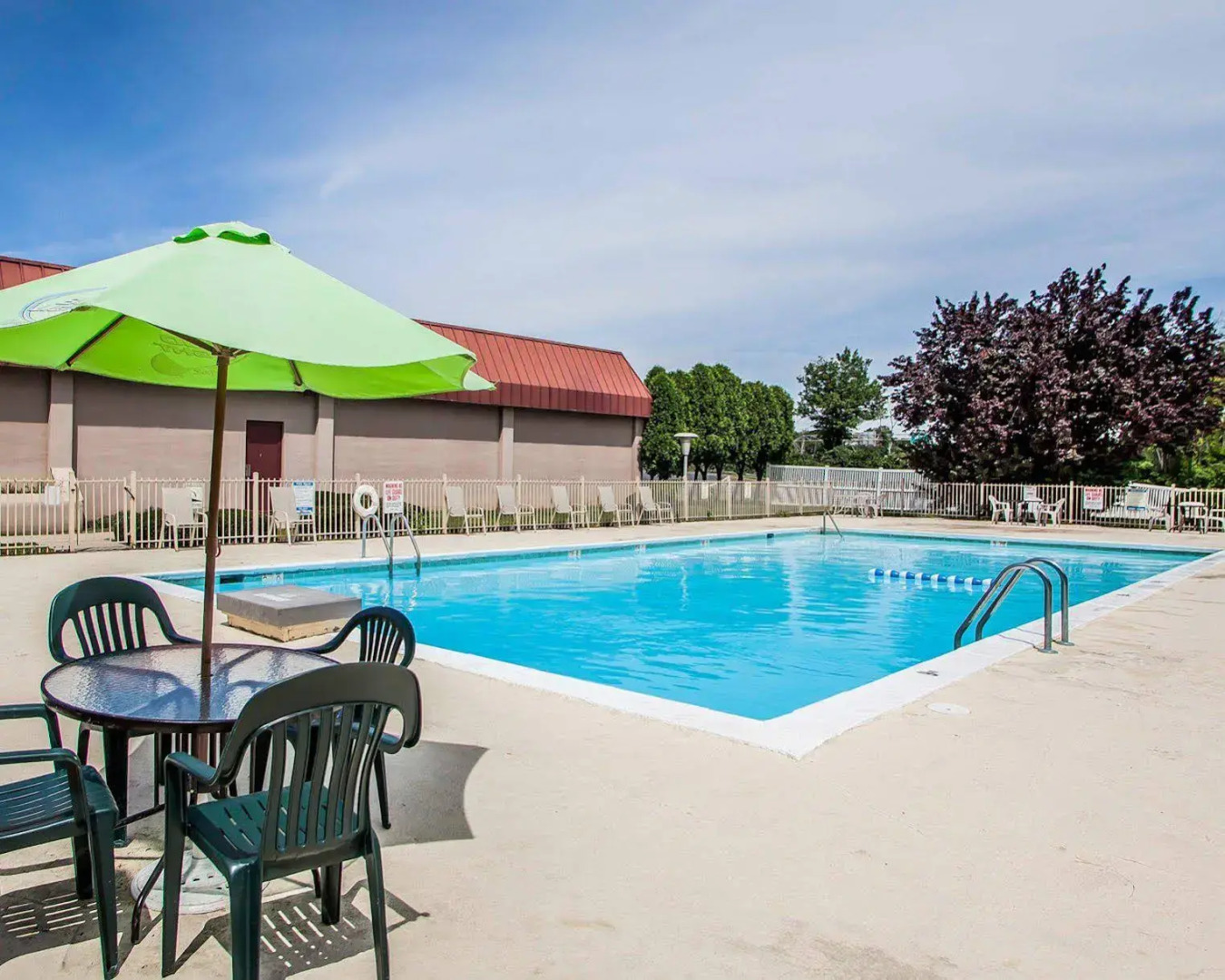 Red Roof Inn Reading