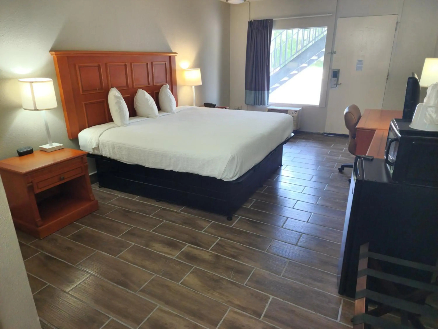 Days Inn by Wyndham Hardeeville Near Hilton Head