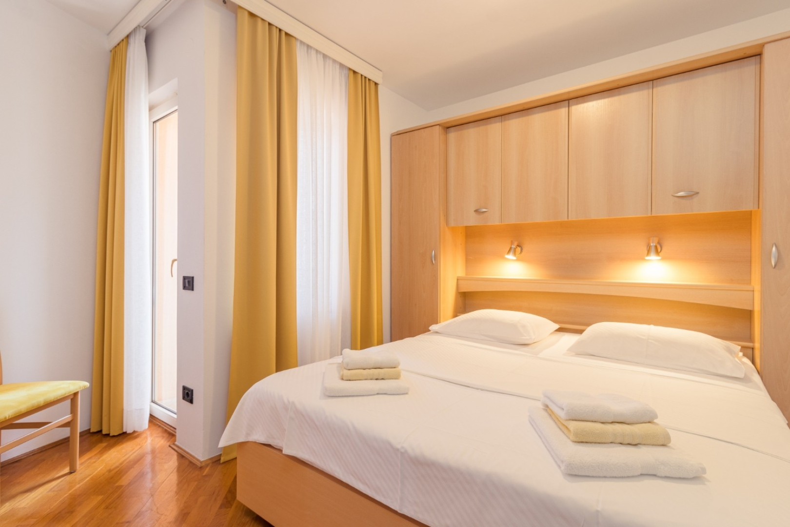 Apartment Escape - 20 m from sea: Yellow Medulin, Istria