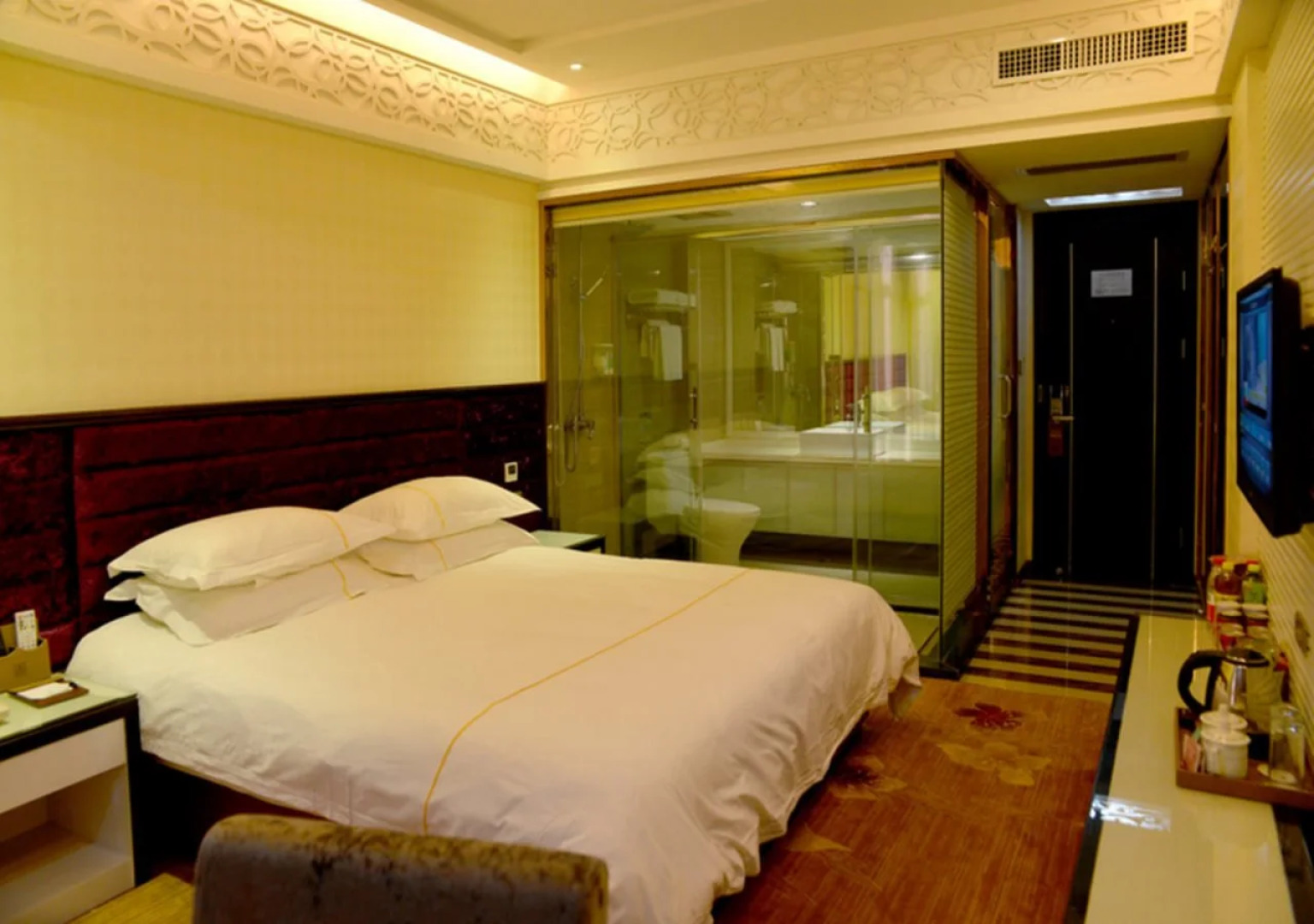 Yiwu Chu Xin Hotel