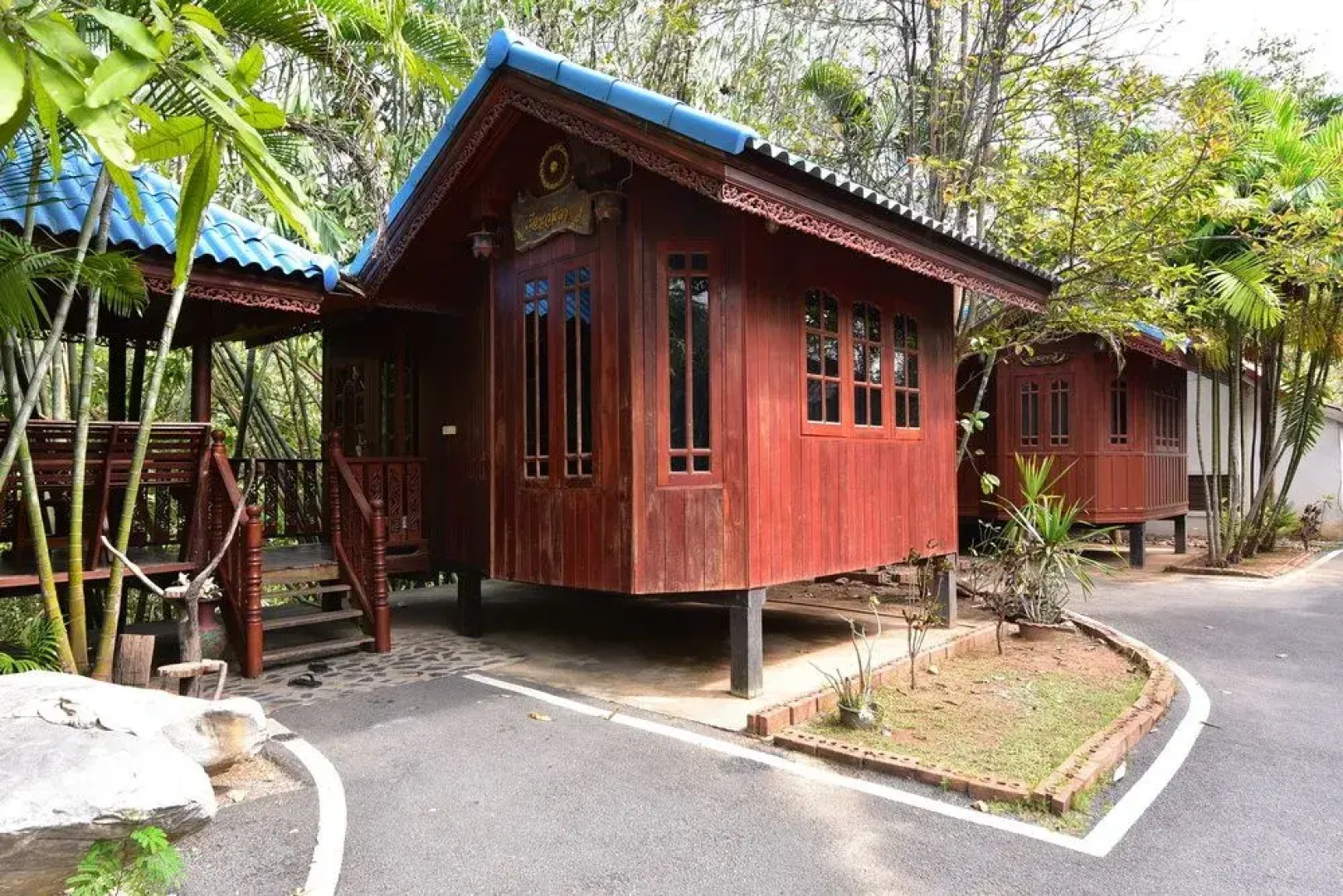 Petch Jed Sao Noi Resort