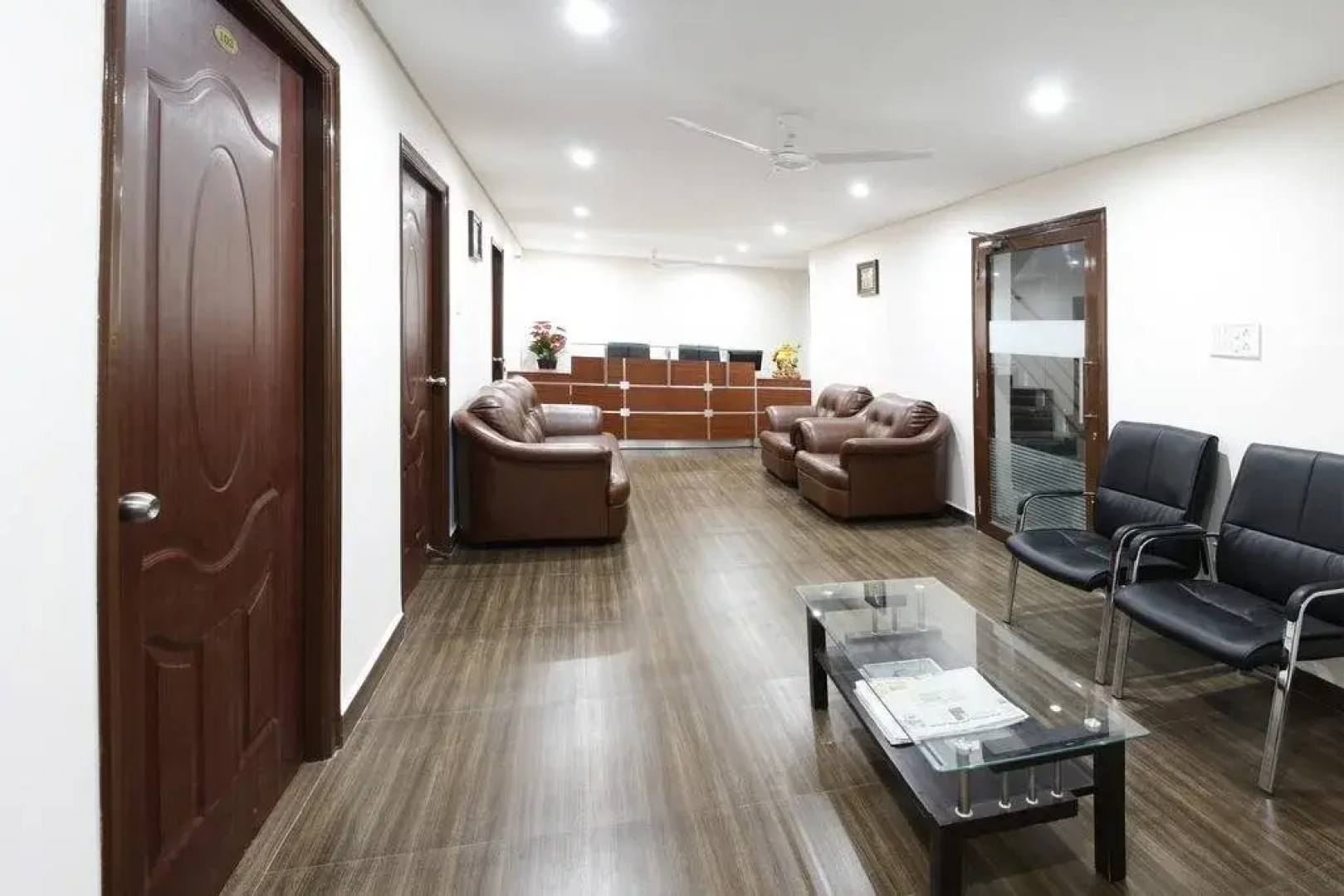 OYO 1001 Palmtree Corporate Anna Nagar