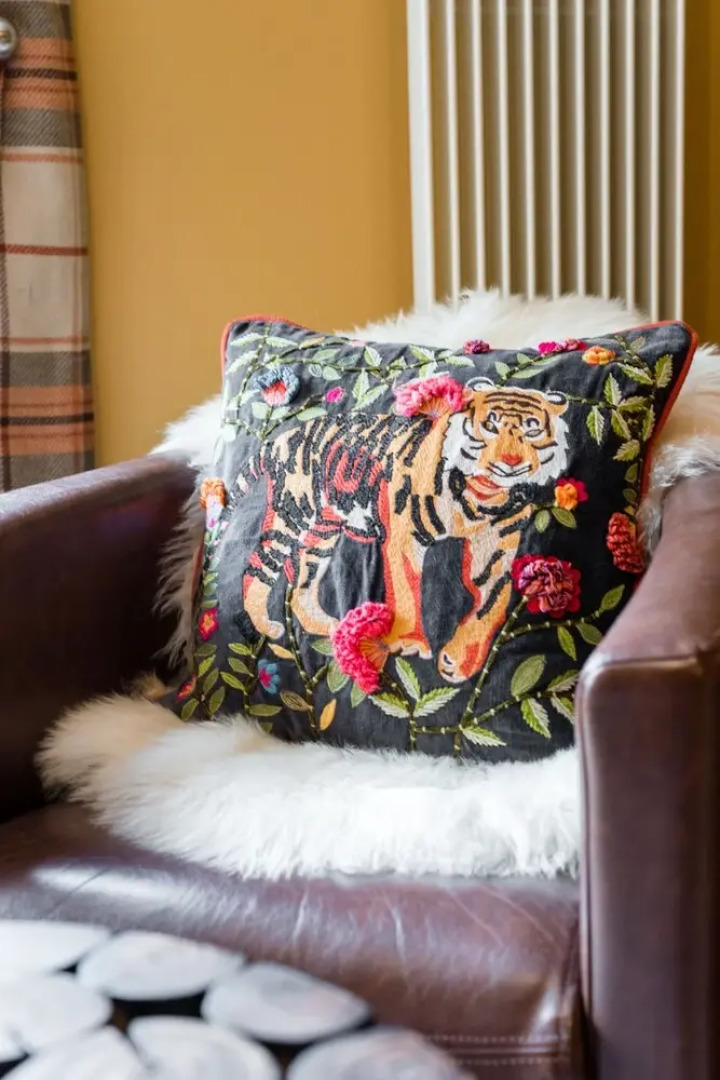 Quirky 1 Bedroom Apartment Next to Holyrood Palace