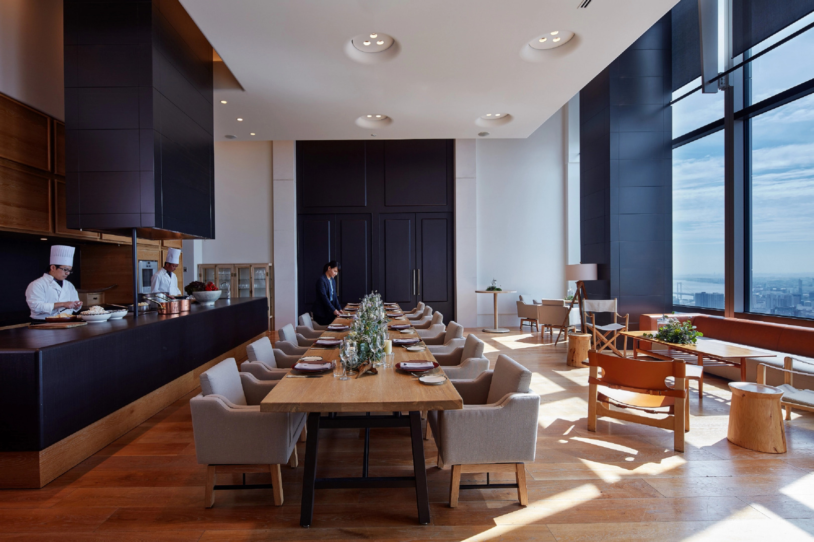 Отель Andaz Tokyo Toranomon Hills