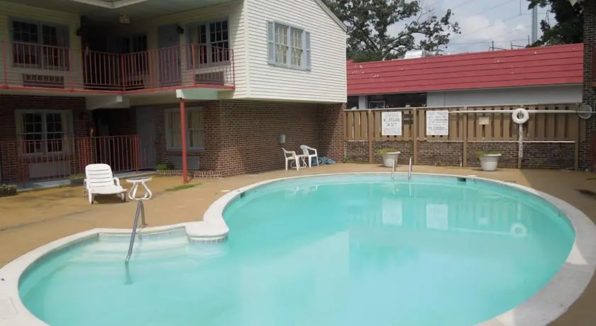 Travelodge Williamsburg Central