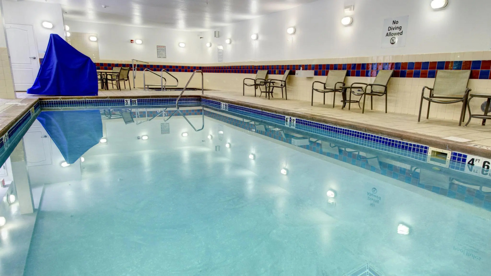 Holiday Inn Express & Suites Sioux City - Southern Hills by IHG