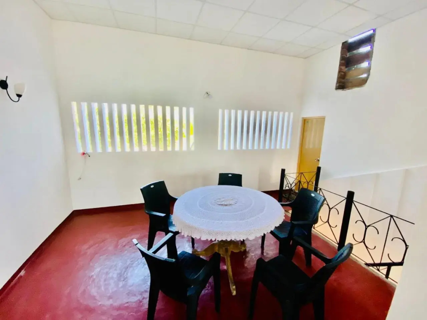 Hamba Hostel For Safari