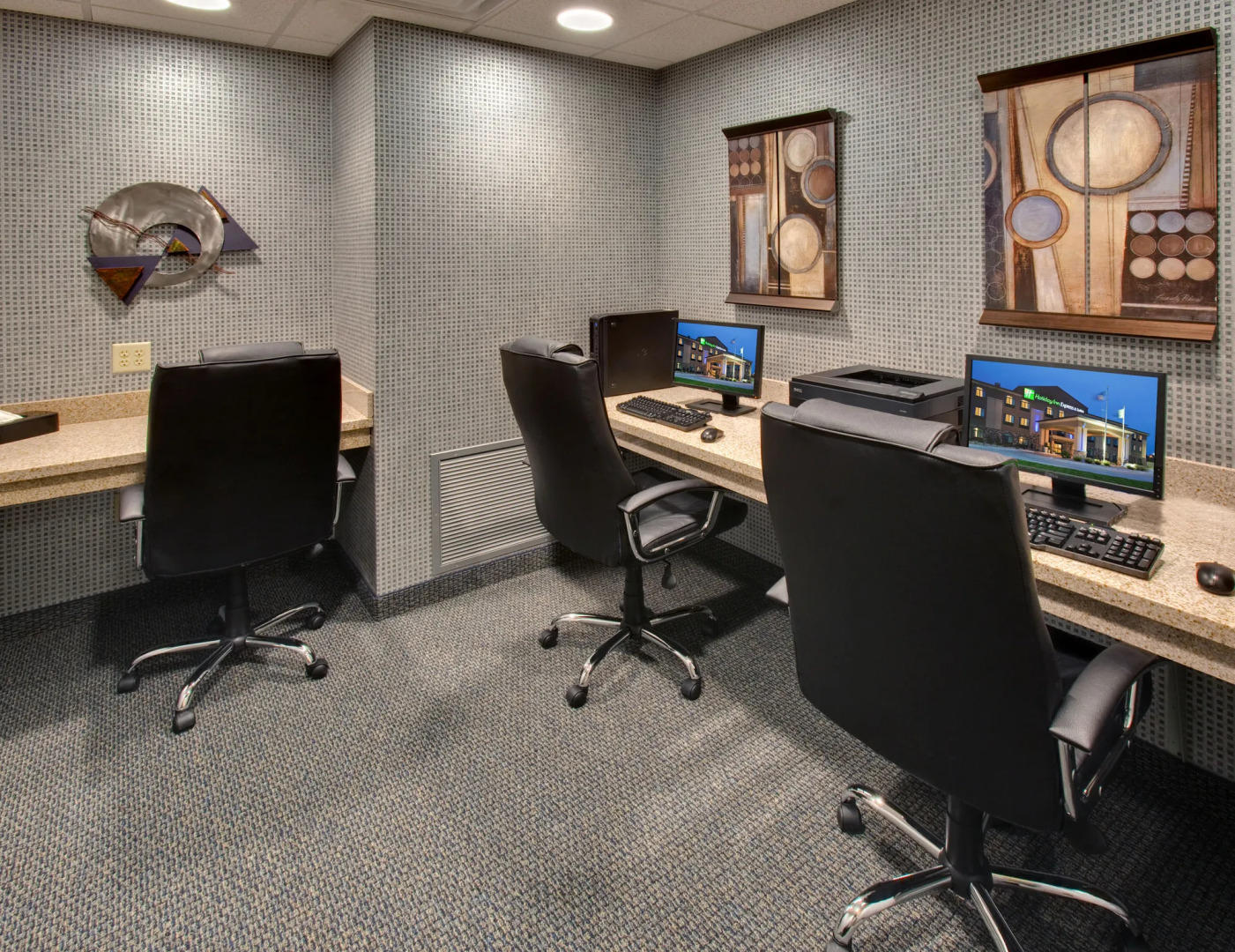 Holiday Inn Express Hotel & Suites Grand Island by IHG