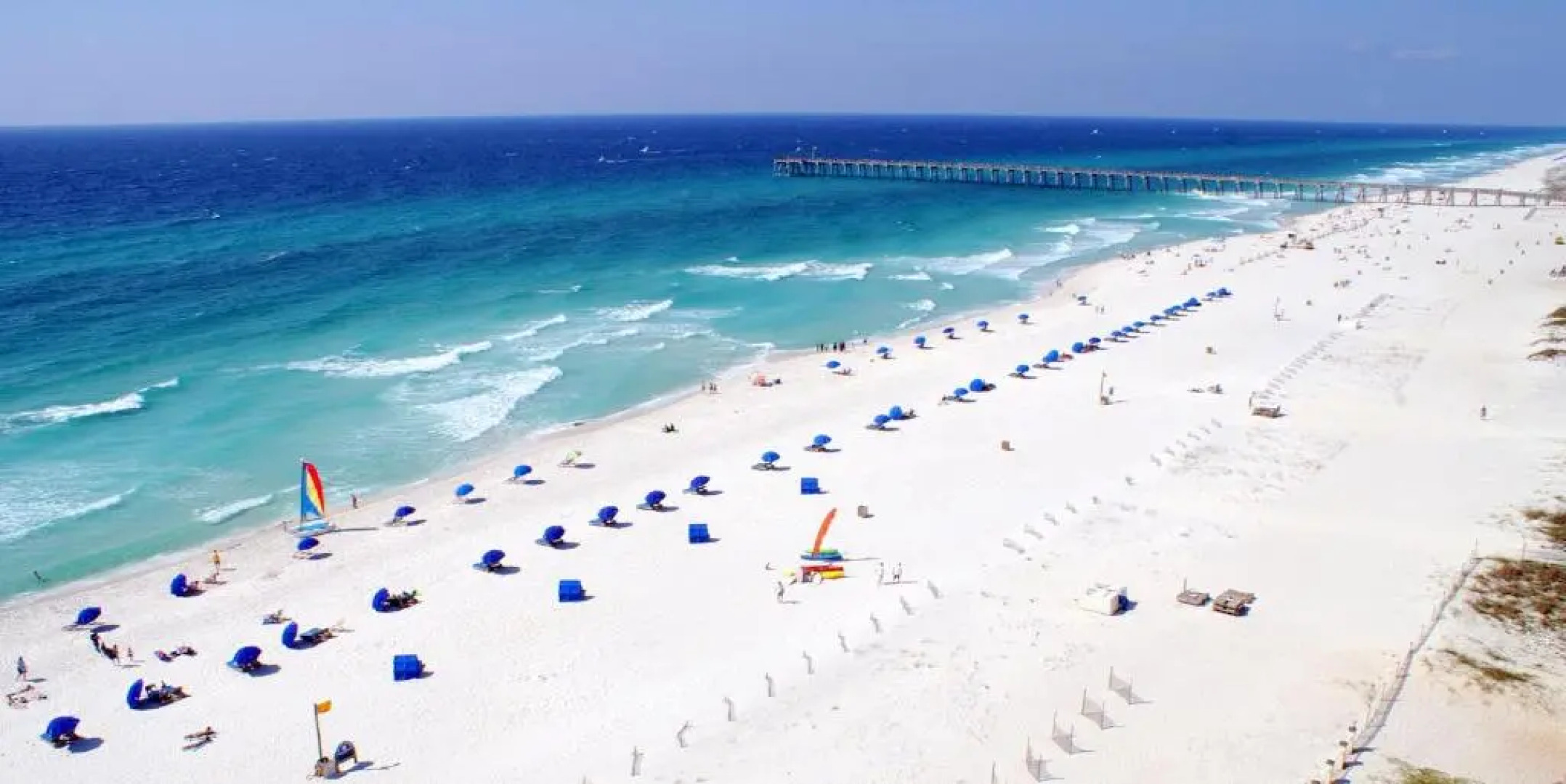 Life's a Breeze! Updated 3B Home 10 min to Beach!