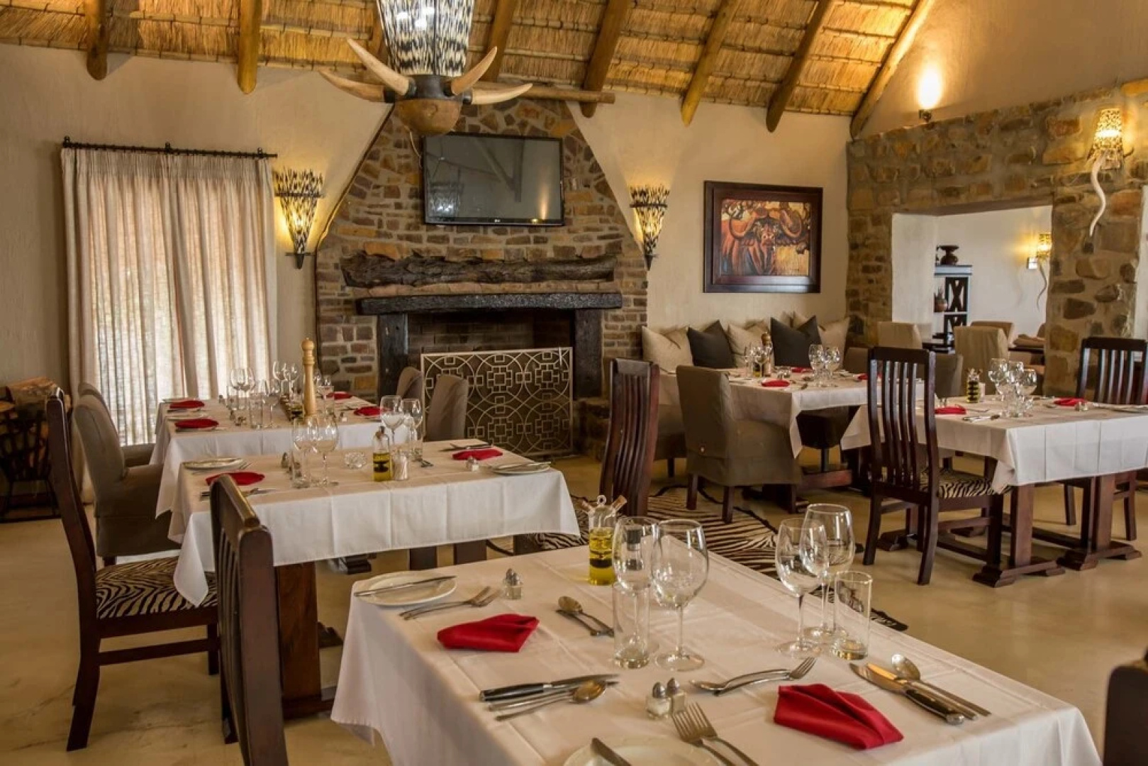 Umzolozolo Private Safari Lodge