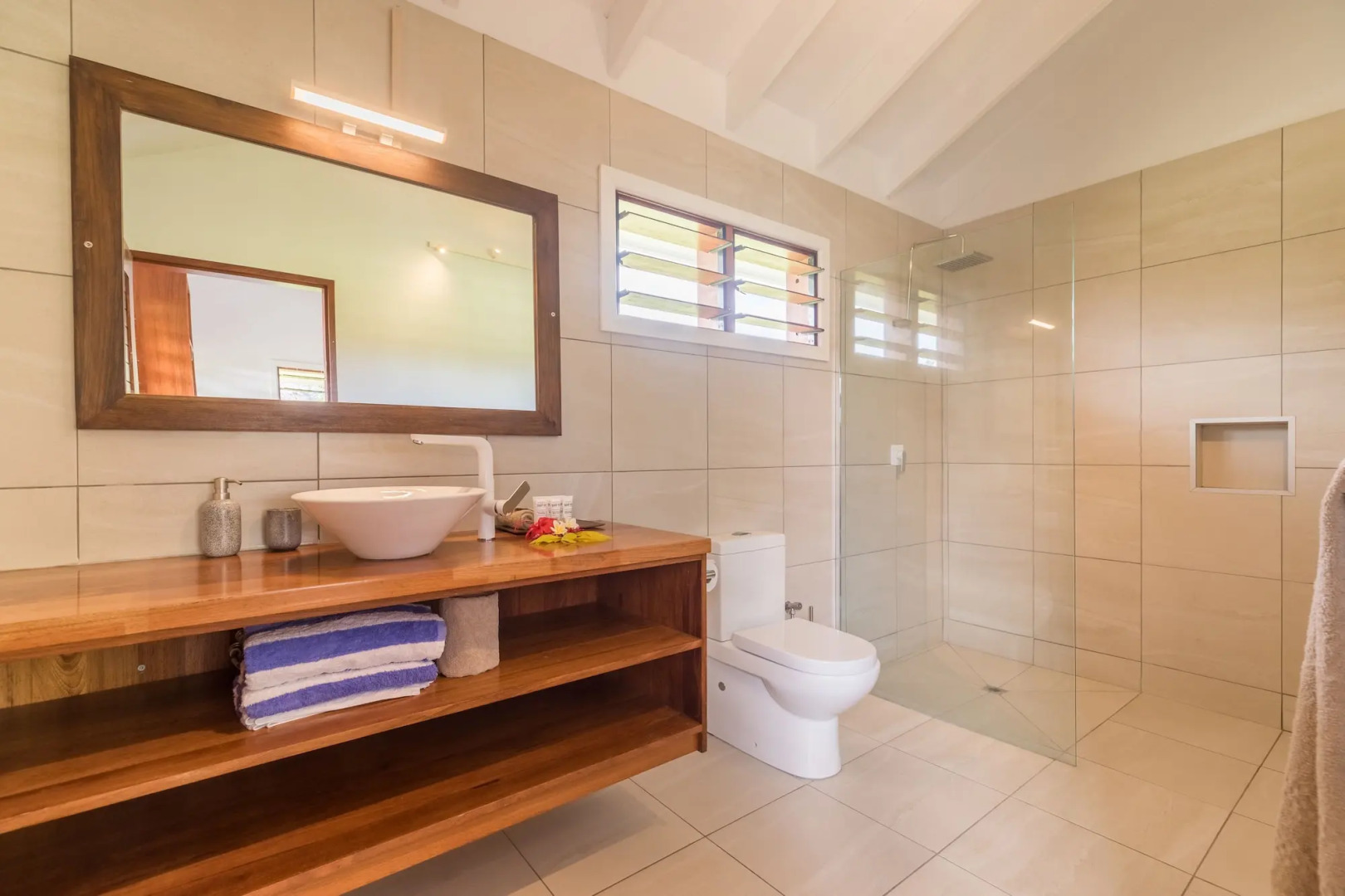 White Grass Ocean Resort