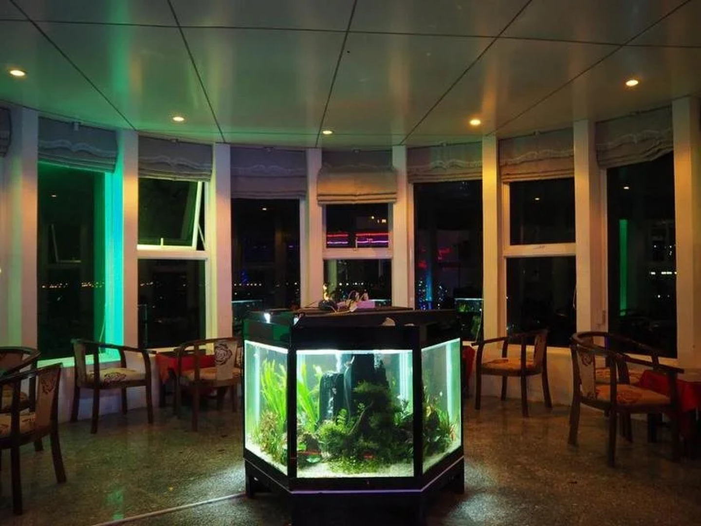 Hoang Vu Bien Ho Hotel