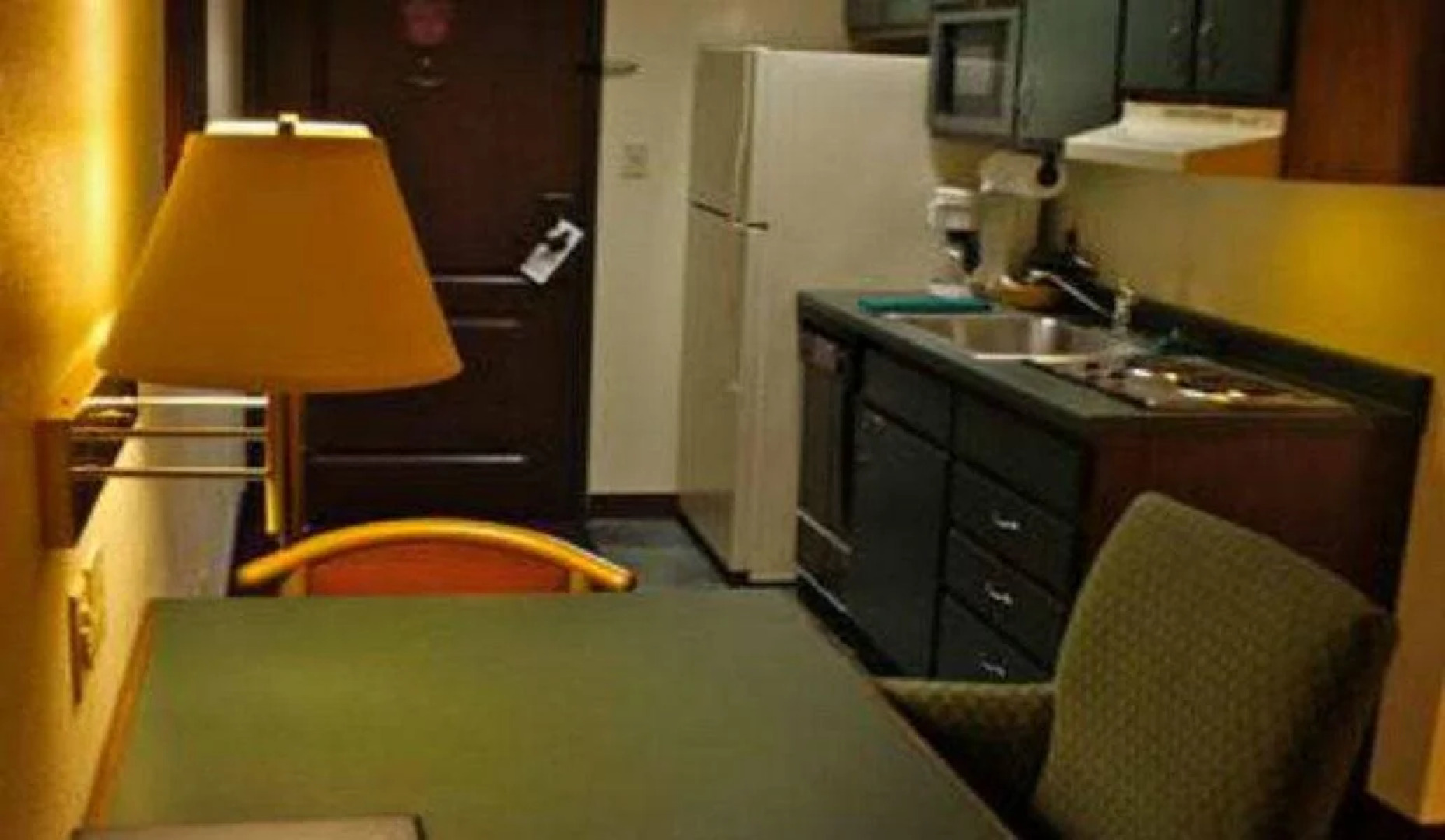 The Suites Hotel at Waterfront Plaza