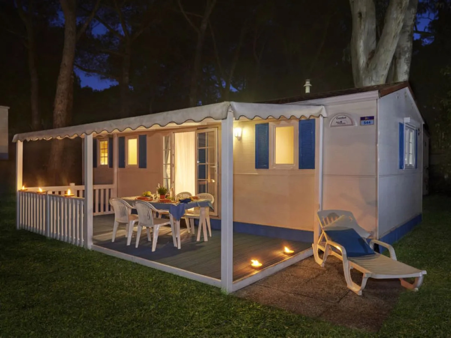 Camping Village Baia Domizia (BDO122)