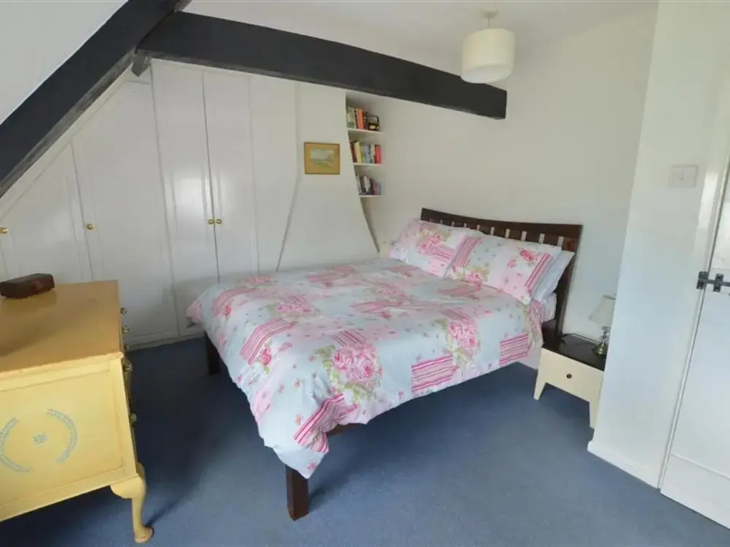 Pleasant holiday home in Horning with pond