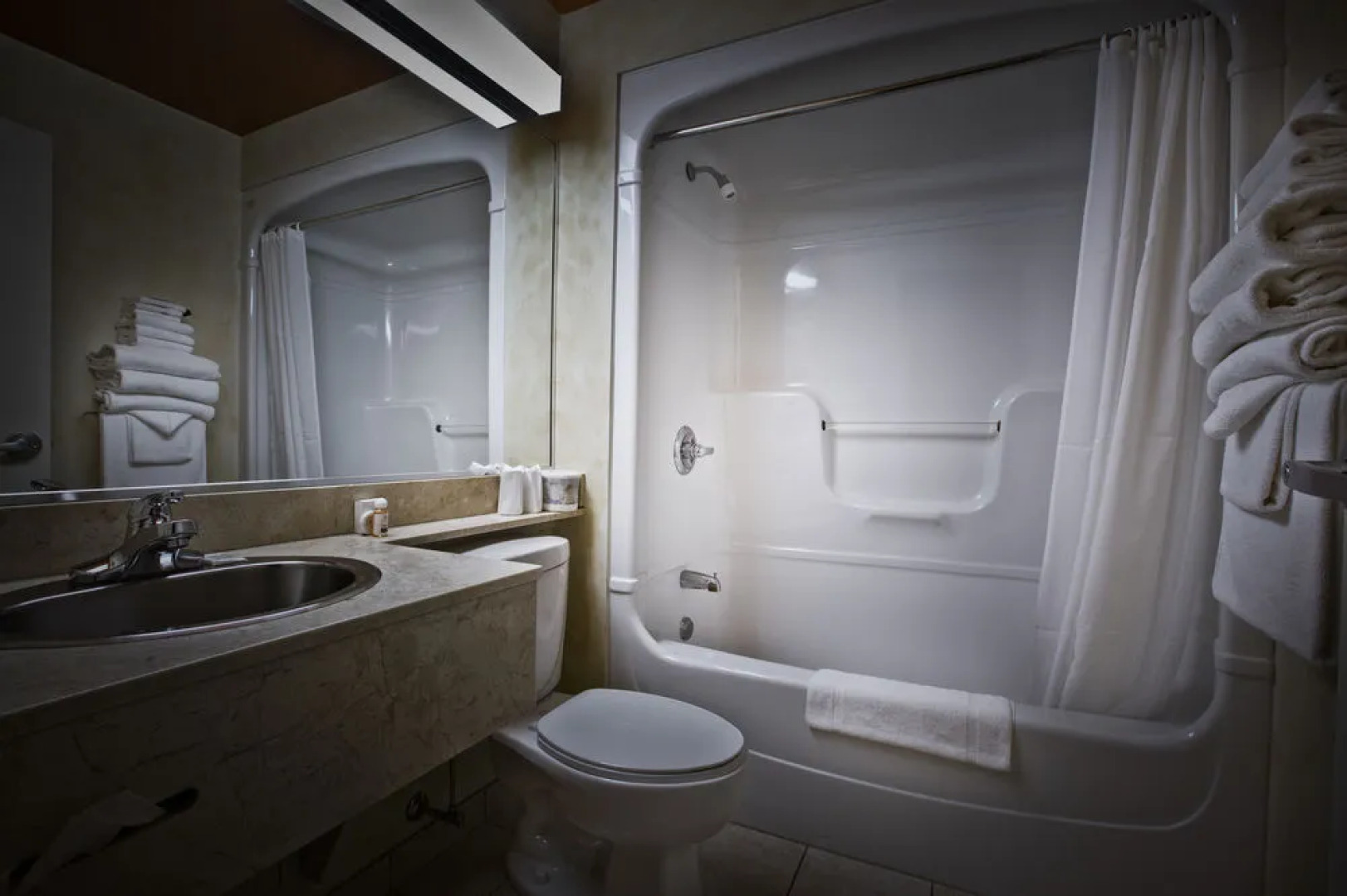 Repotel Aéroport Québec