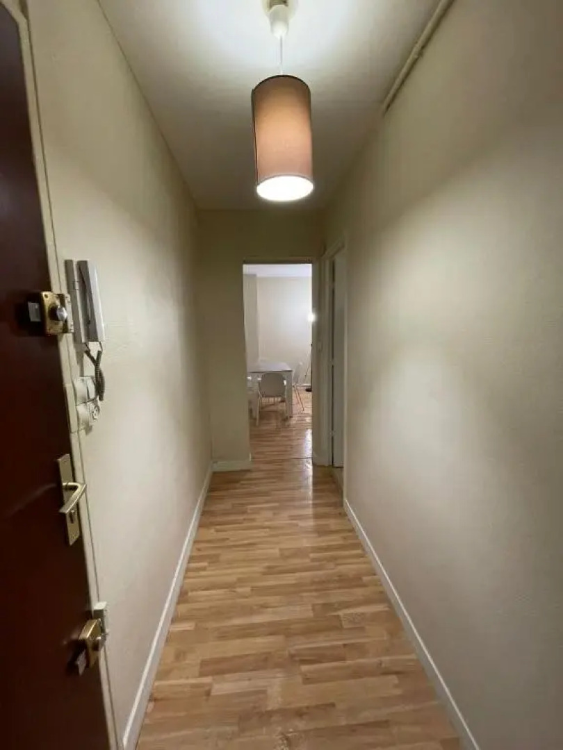 Studio Aux Portes de Paris