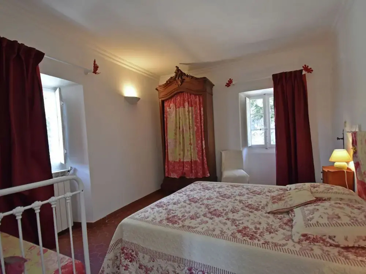 Magnificent Castle in Viols-le-fort With Swimming Pool