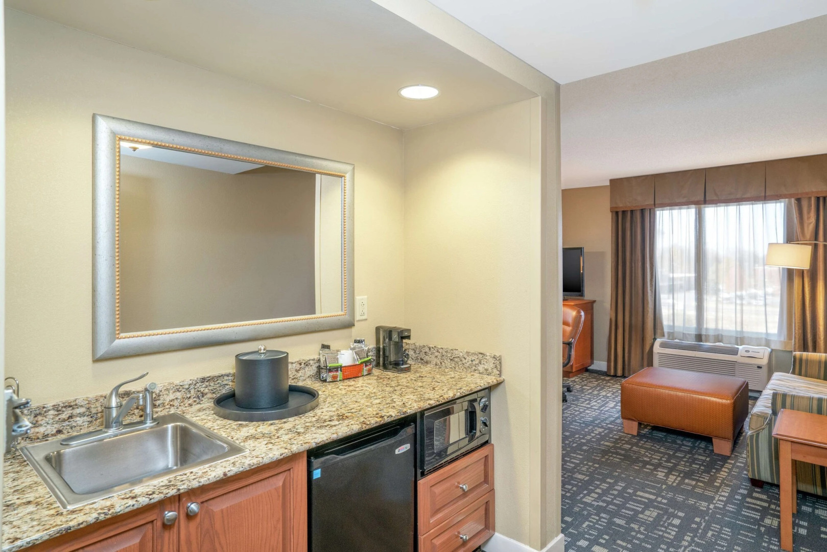 Hampton Inn & Suites Murfreesboro