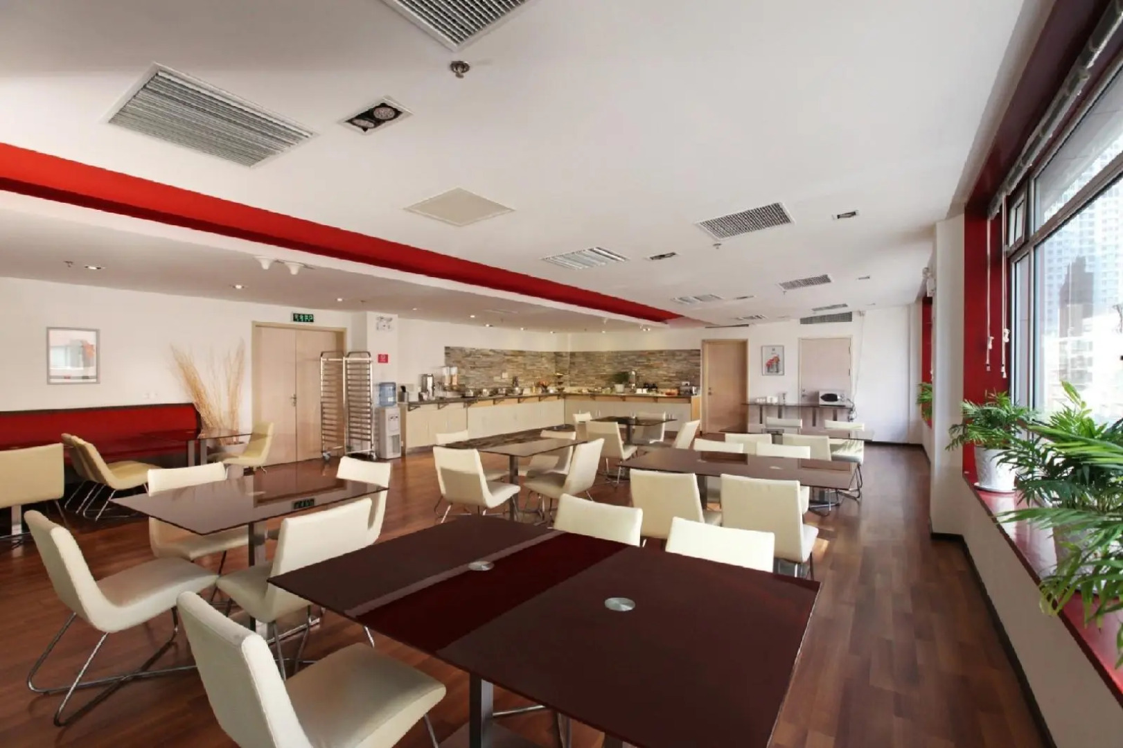 Hotel Ibis Dalian Sanba