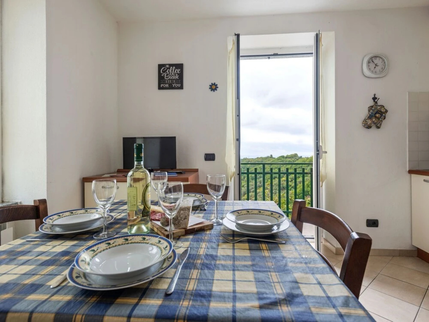 Traditional Holiday Home in Moneglia With Private Terrace